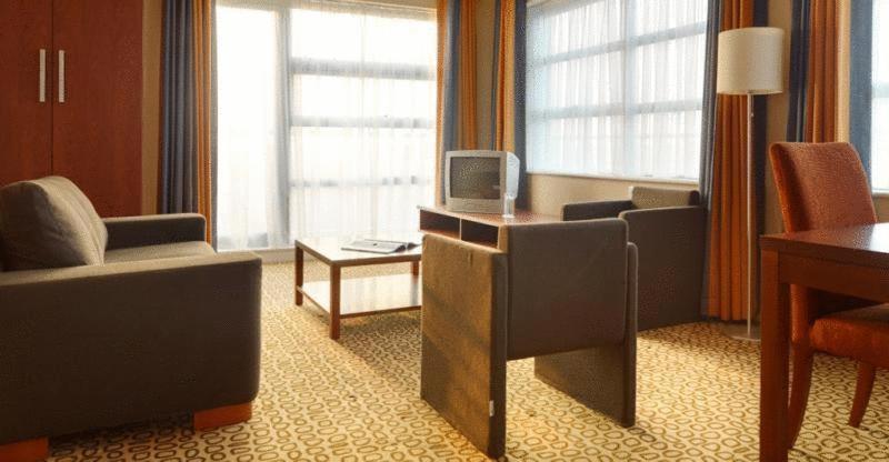 Maldron Hotel & Leisure Centre Лімерик Номер фото